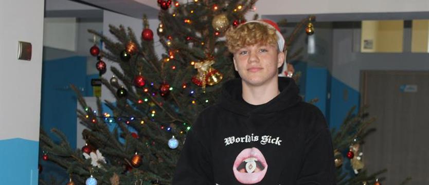 Młodzież wspiera dzieci w potrzebie