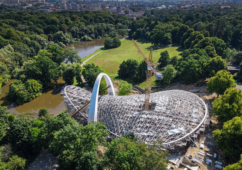 Kolejna ikona współczesnej architektury? Dwa pierwsze „plastry" membrany - Vimarsana News