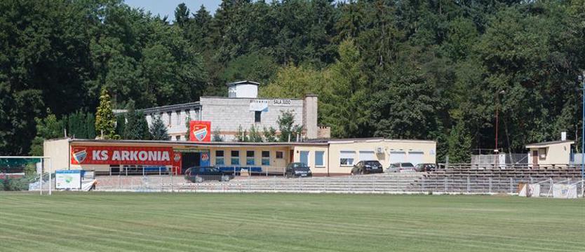 Piłka nożna. Stadion Arkonii do przebudowy