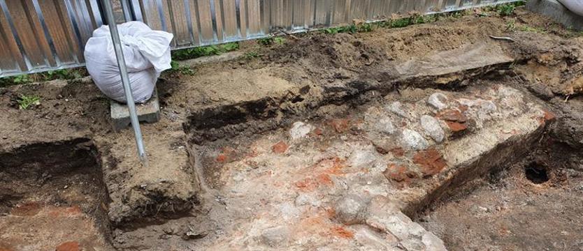 Odkryto pierwsze ślady średniowiecznego kościoła przy Ratuszu Staromiejskim w Szczecinie