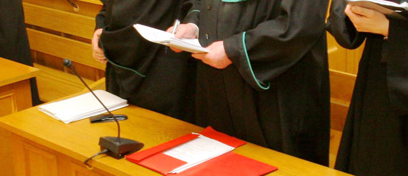 Nieobecny usprawiedliwiony