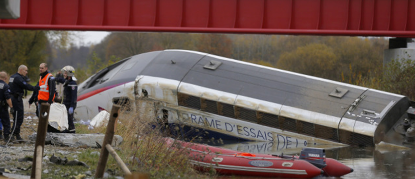 Wykoleił się pociąg TGV. Pięć osób nie żyje (Akt.2)