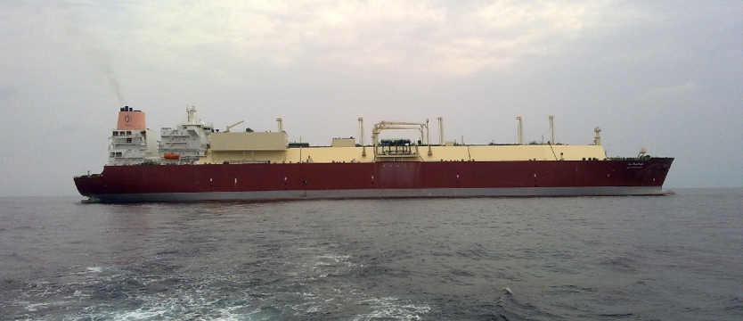 Pierwszy gazowiec w drodze do Świnoujścia