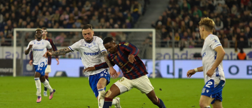 Piłka Nożna. Zepsuty jubileusz Pogoni. Dominacja Lecha