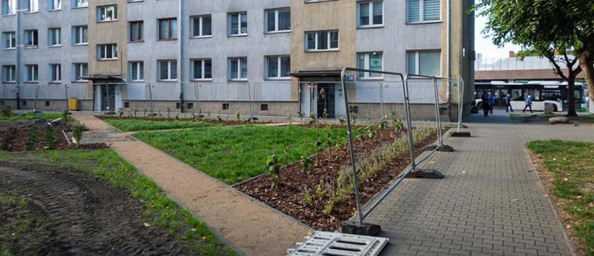 Trzy place po betonowej rewolucji