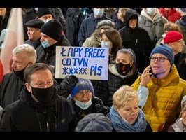 Protest przeciwko "Lex TVN" w Szczecinie