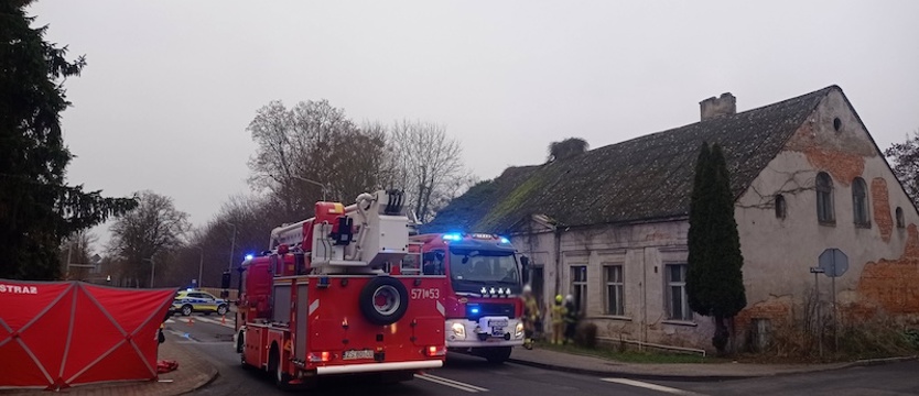Pożar domu w Wałczu. Nie żyje jedna osoba