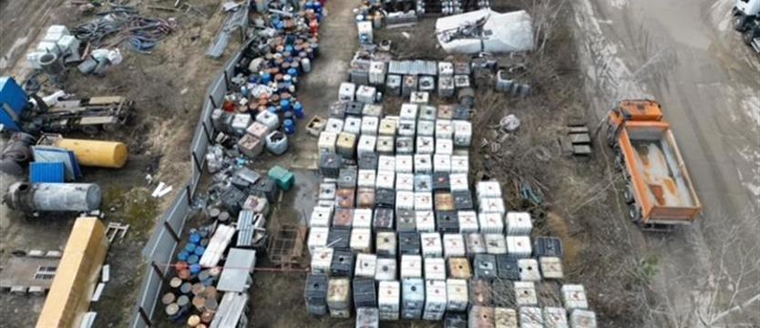 Nielegalne składowisko niebezpiecznych odpadów wykryte w pobliżu Odry