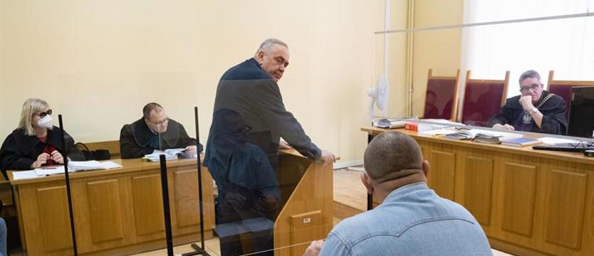 Grzywna dla biegłego. Wyrok ws. zniszczenia krzyża na pl. Grunwaldzkim może w czerwcu