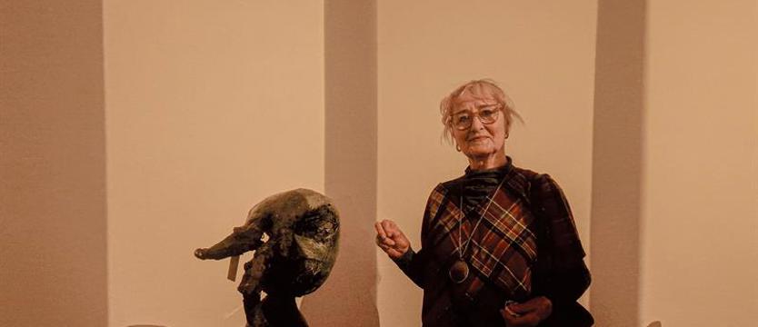 Wernisaż prac znanej rzeźbiarki. Świat Leonii Chmielnik