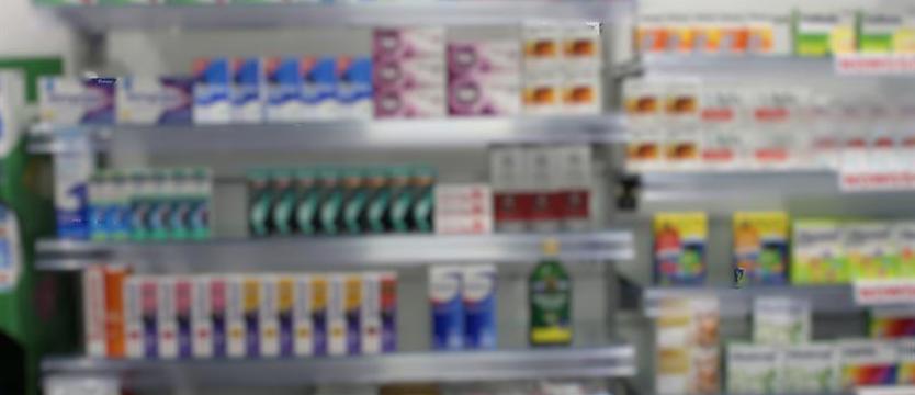 Onkolog: niekontrolowana suplementacja może zakłócić leczenie nowotworu