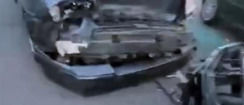 Driftował BMW bez prawa jazdy. Rozbił trzy auta, jest wyrok