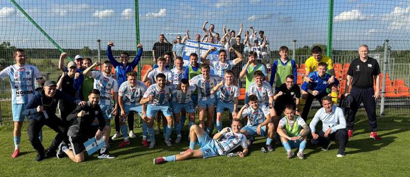 Piłka nożna. Świt bliżej I ligi