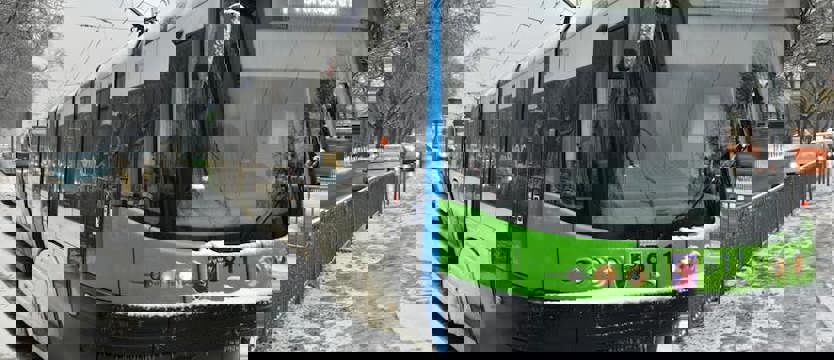 Trudny dzień dla Szczecinian. Kiedy tramwaje wyjadą na linie?