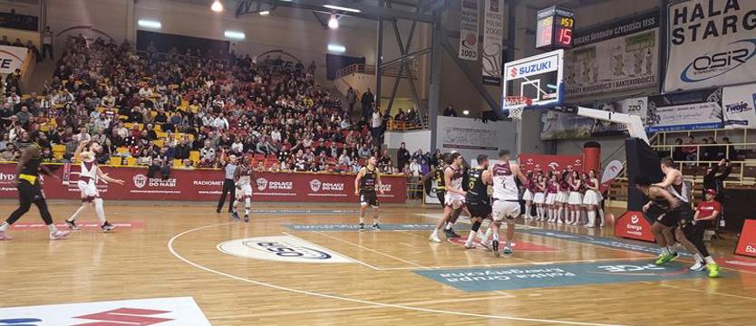 Koszykówka. Na pożegnanie roku wszystkie kwarty dla Spójni