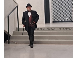 Alledaagse vrouw, bijzondere vrouw. Retrovibes bij het Depot