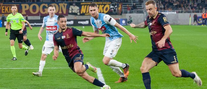 W sobotę mecz w Gliwicach z Piastem. Pogoń w walce o medal