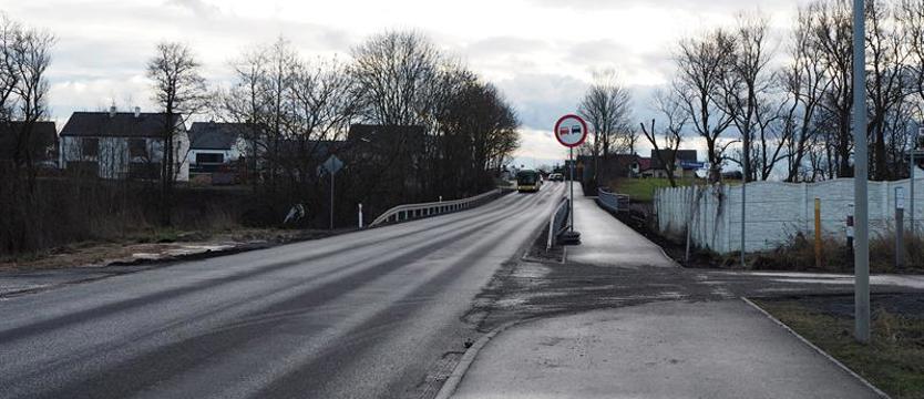 Już bez wahadła i spowolnień. Droga Police-Szczecin zmodernizowana