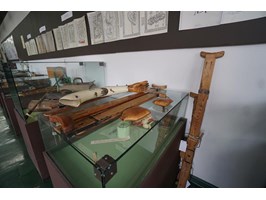 W Muzeum Historii Medycyny osobliwe aparaty medyczne