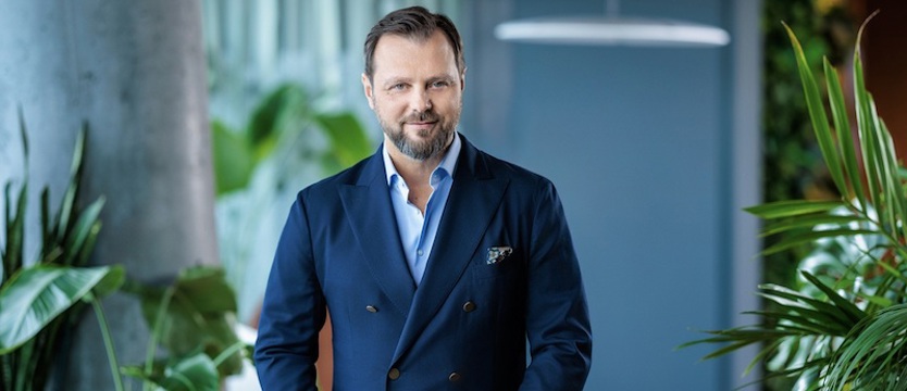 N!Asystent nowej generacji. Nest Bank pokazuje asystenta AI, który załatwia sprawy w rozmowie