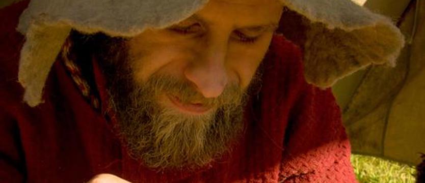 Zaproszenie do poszukiwania bursztynów na plaży. Warto zajrzeć do skarbca