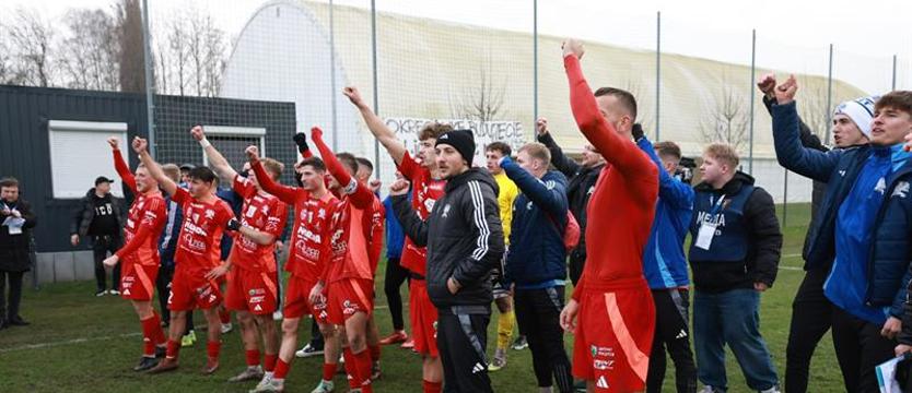 Piłka nożna. Świt na urlopie