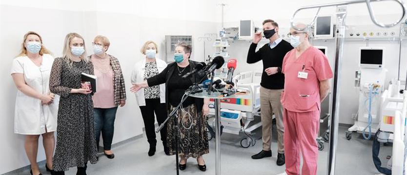 Wyremontowali budynek dla pacjentów z COVID-19 w szpitalu przy Arkońskiej. Brakuje personelu