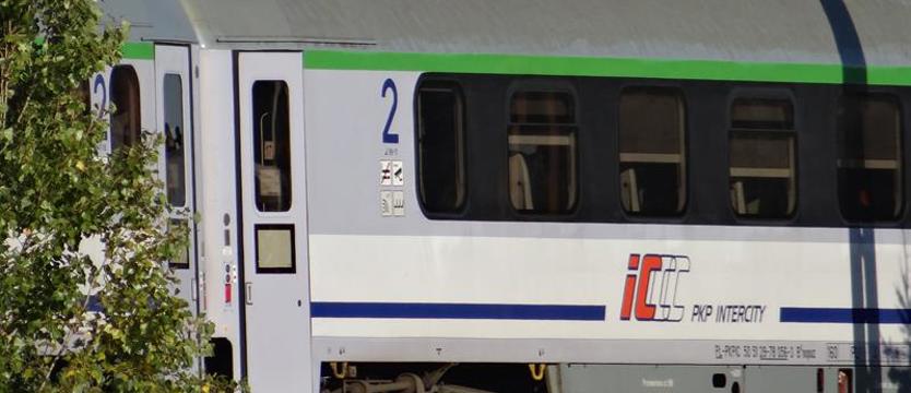 Pociąg śmiertelnie potrącił mężczyznę