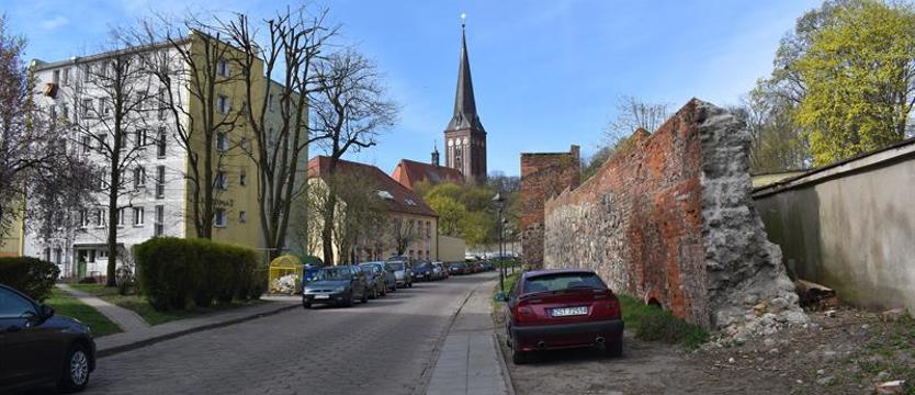 Na razie tylko fragment. Średniowieczne mury doczekają się odbudowy