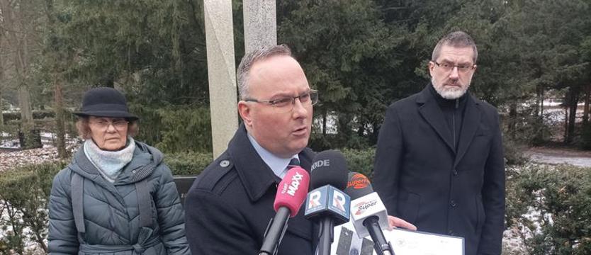 IPN zawiadomił prokuraturę o zdewastowaniu pomnika Armii Krajowej