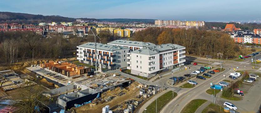 Rynek nieruchomości w Szczecinie. Duża podaż mieszkań i kredytowe wyzwania