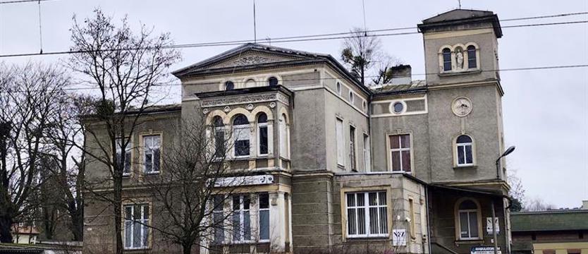 Pytania, pieniądze i społeczna siła. Zabytek z przeszłością o niepewnej przyszłości