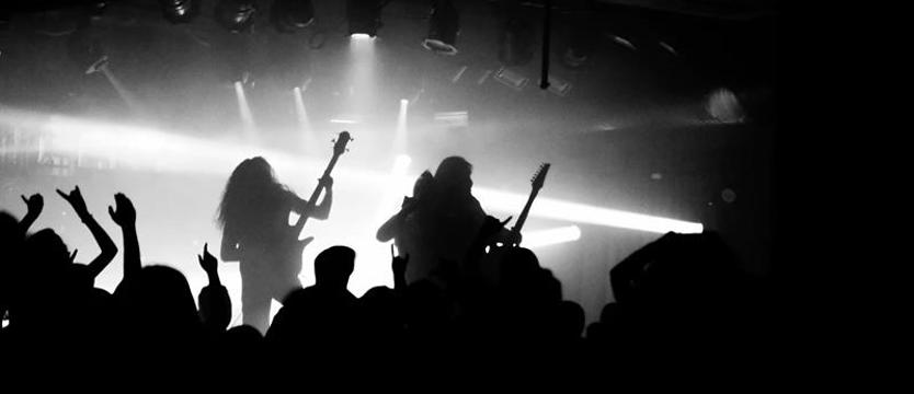 Głośno, głośniej!  Metal i punk rock w najprzeróżniejszych formach