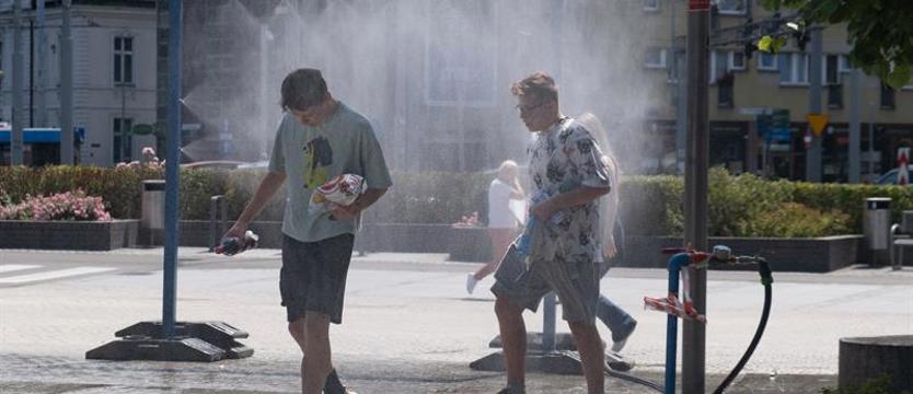 Dwie kurtyny wodne muszą wystarczyć