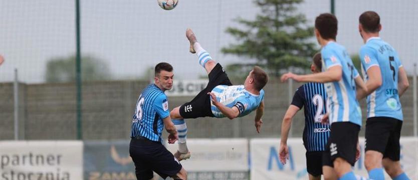 Piłka nożna. Bogusław Baniak może cieszyć się z awansu?