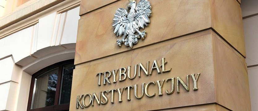 Zmiany i protesty wokół Trybunału Konstytucyjnego