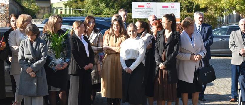 Koniec ciasnoty w urzędzie