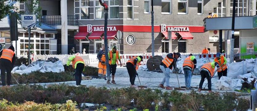 Rewitalizacja alei Wojska Polskiego. Budują przy placu Zgody