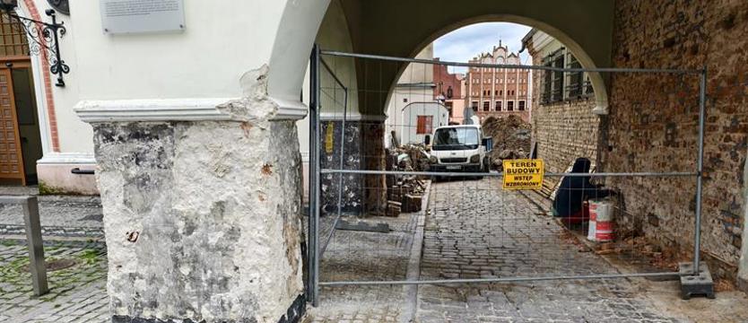 Trwa remont kamienic przy ratuszu