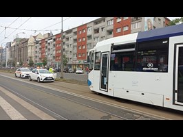 Stanęły tramwaje na Wyszyńskiego