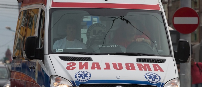 Wypadek w Grabowie. Nastolatka potrącona na pasach