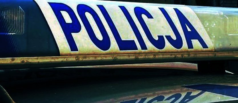 Zderzenie trzech samochodów na drodze wojewódzkiej nr 142