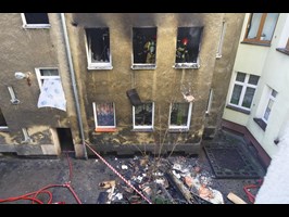 Pożar w kamienicy przy ul. Jagiellońskiej w Szczecinie. Jedna osoba nie żyje