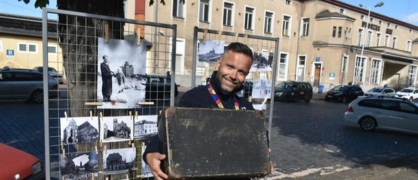 Wystawa przy dworcu i sportowe emocje na stadionie