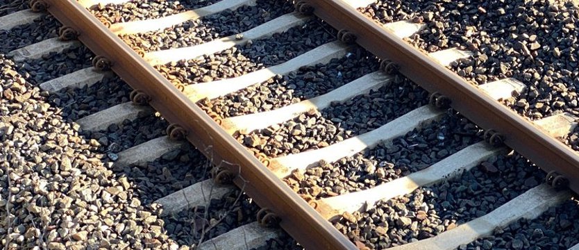 Podejrzany przedmiot na torach przy stacji Koszalin Politechnika