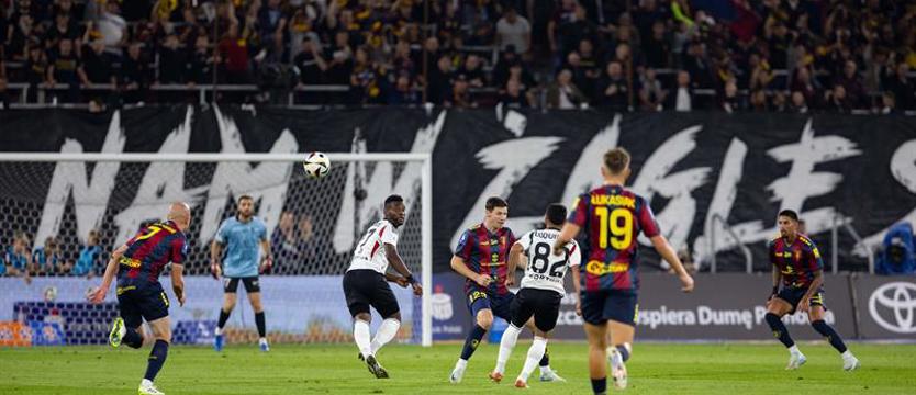 Piłka nożna. Do pięciu razy sztuka! Pogoń Szczecin zagra w stolicy z Legią Warszawa w finale Pucharu Polski