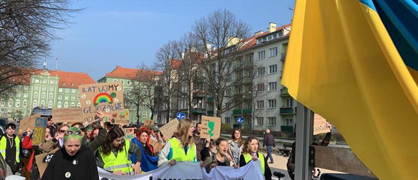 Młodzieżowy Strajk Klimatyczny. „Ludzie ponad zyski”