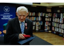 Jubileusz prof. Janusza Farysia. Wybitny historyk kończy 85 lat