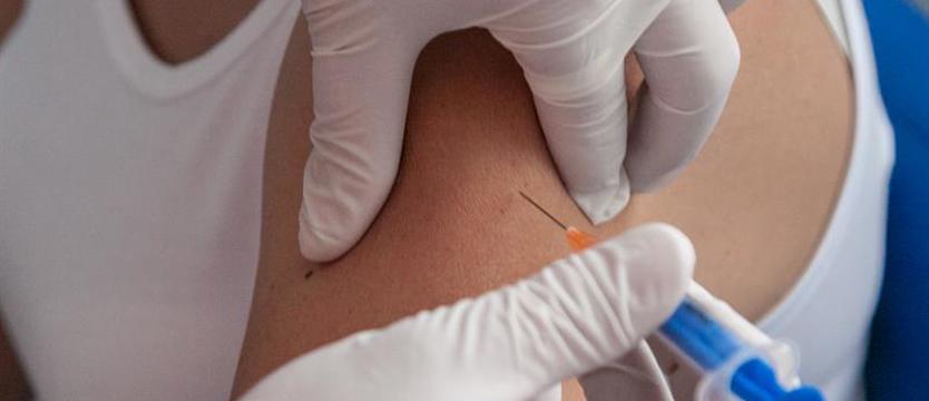 Zaszczepiony czy nie – oto jest pytanie. Pracodawca chciałby wiedzieć, ale…