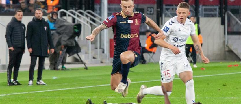 Piłka nożna. Pogoń w piątek w Zabrzu zagra mecz z Górnikiem